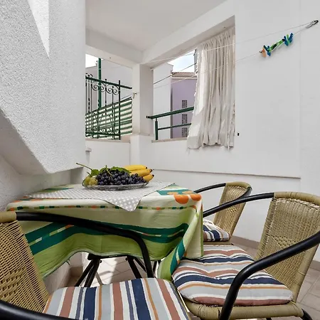 Apartments Carmen Makarska Exterior photo