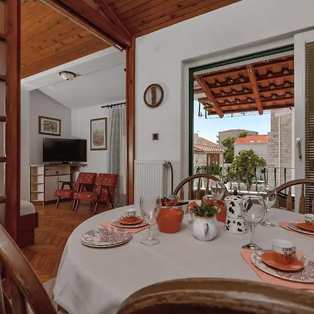 Apartments Carmen Makarska Exterior photo