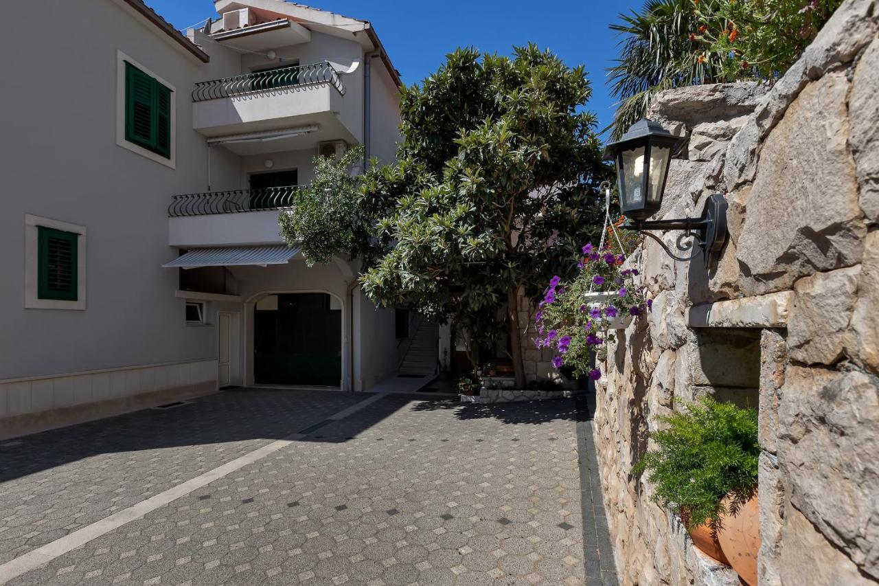 Apartment Carmen
