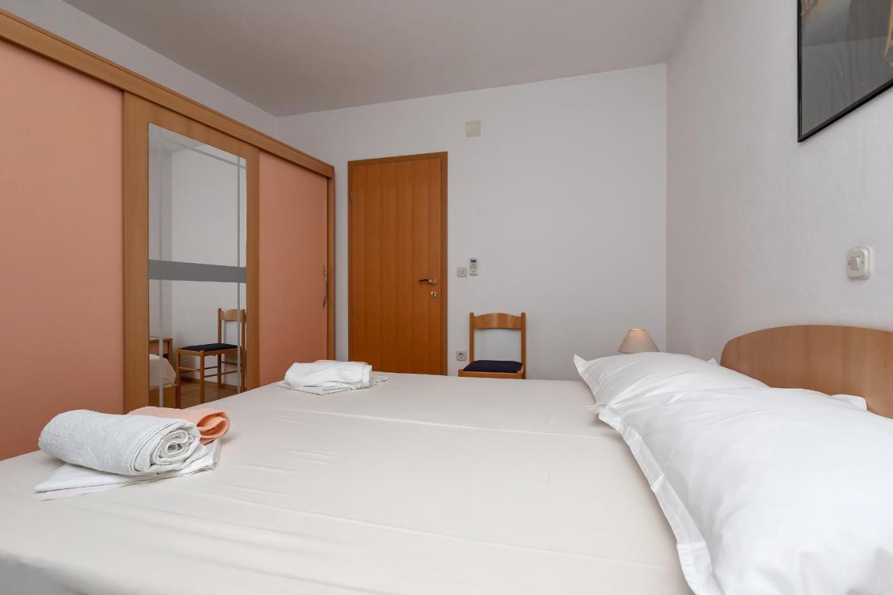 Carmen Apartment Makarska