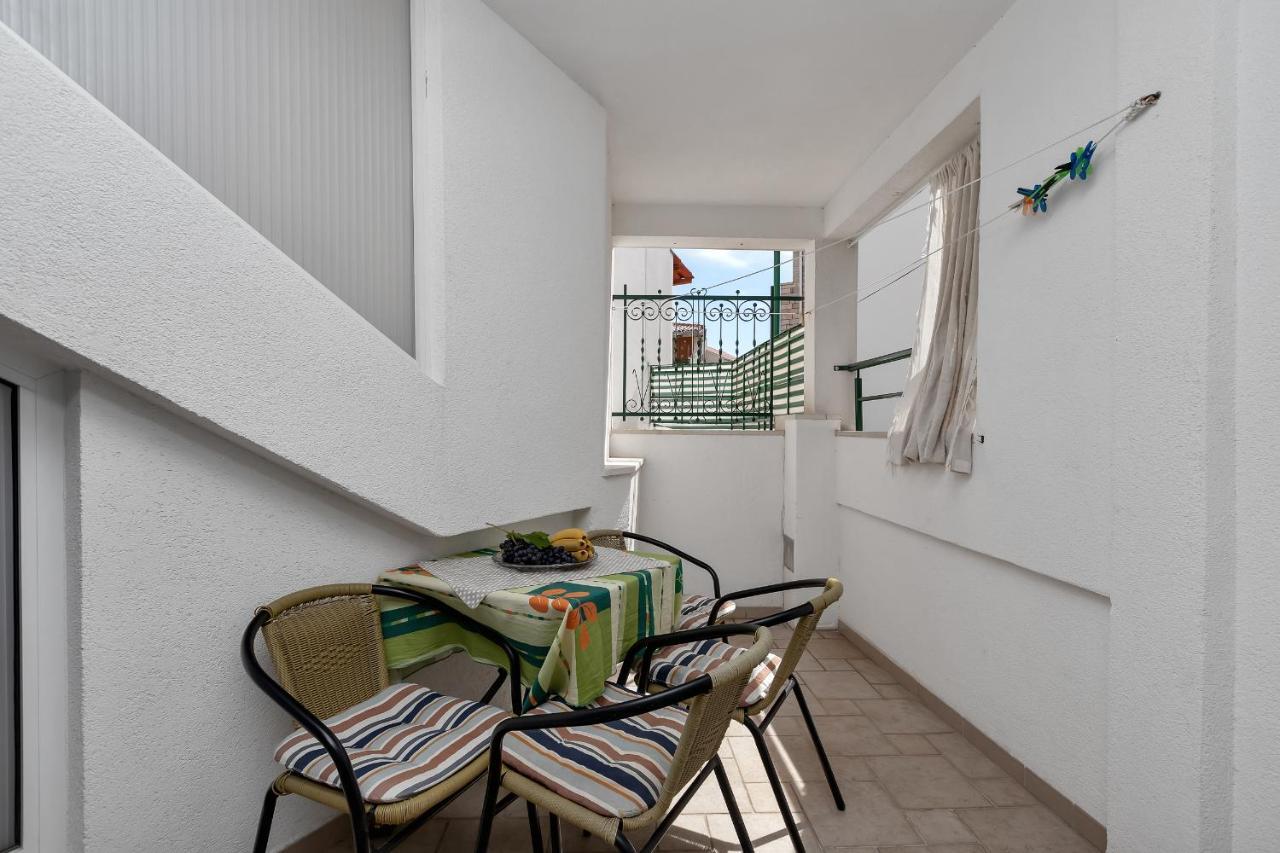 Carmen * Makarska